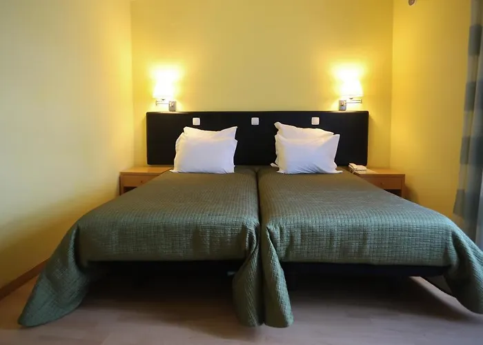 Robalo בית הארחה 3*