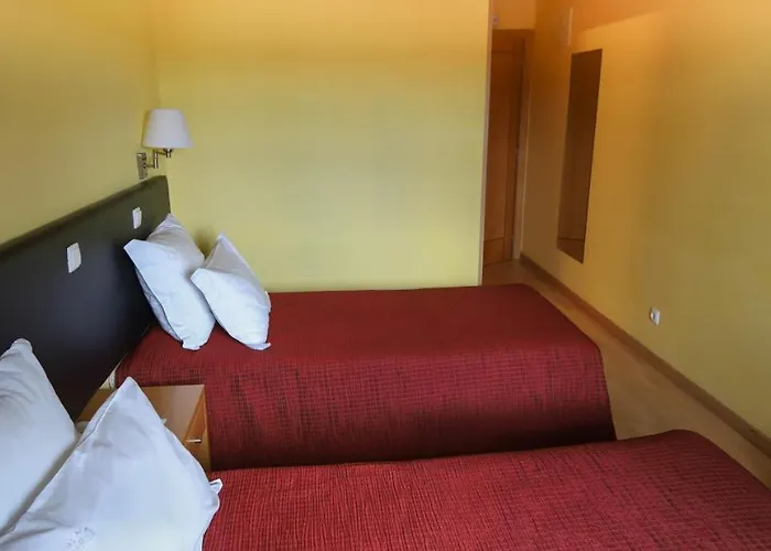 Robalo בית הארחה 3*